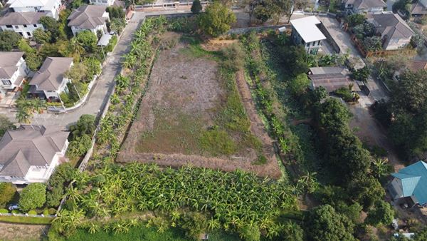 ขายที่ดินติดริมน้ำ เนื้อที่ 2 ไร่ 3 งาน 44 ตร.ว. ในหมู่บ้าน มณีรินทร์ เลค แอนด์ ลากูล รังสิต-ปทุมธานี อำเภอเมืองปทุมธานี โทร 0938141475